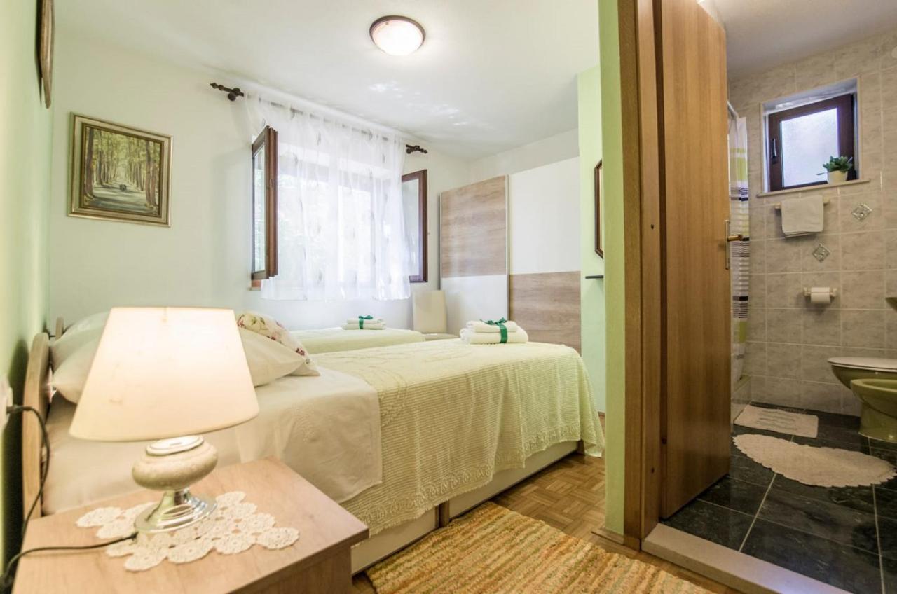 Holiday Home Villa Spilla Selca  Kültér fotó